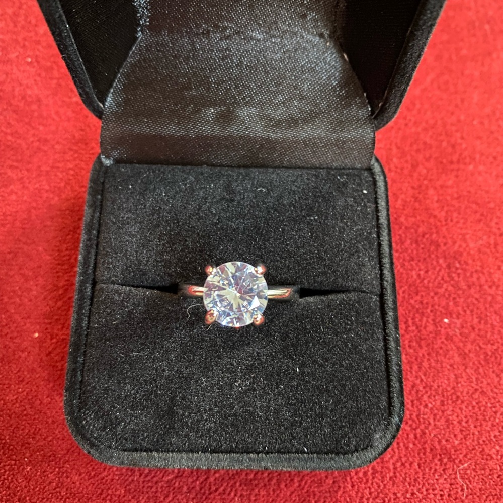 4 ct Solitaire Tiffany Moissanite Diamond on Sterling Silver Ring with 14k white
